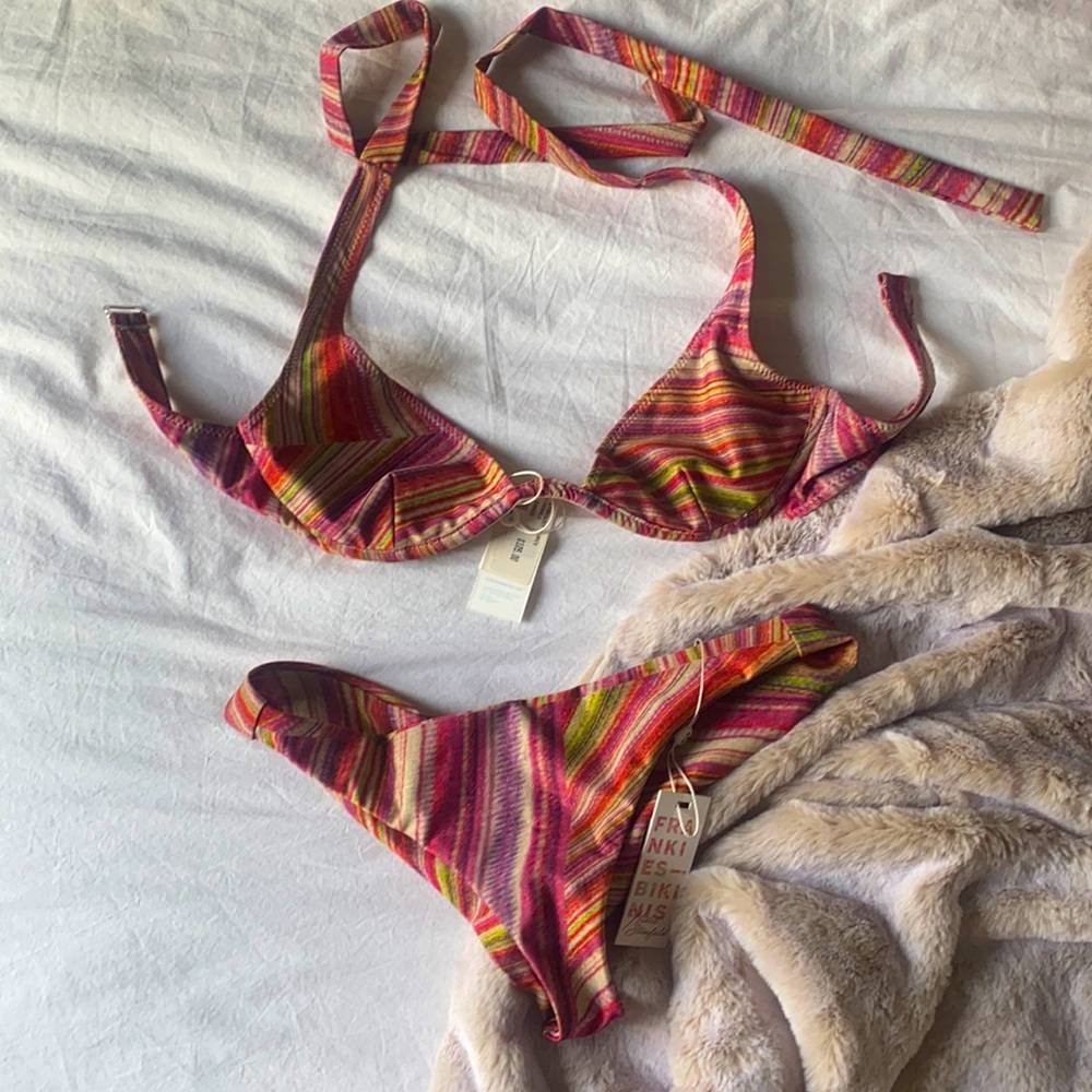 Frankies Bikinis